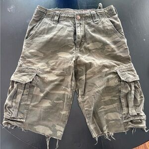 Fossil Men's Olive Camo Cargo Shorts